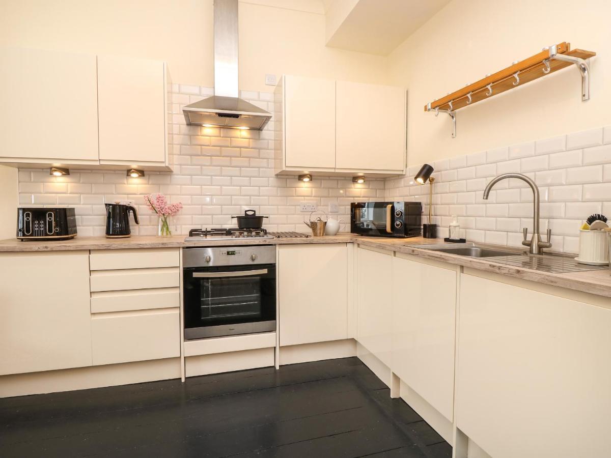 No 5 Cliffview Apartman Ventnor Kültér fotó