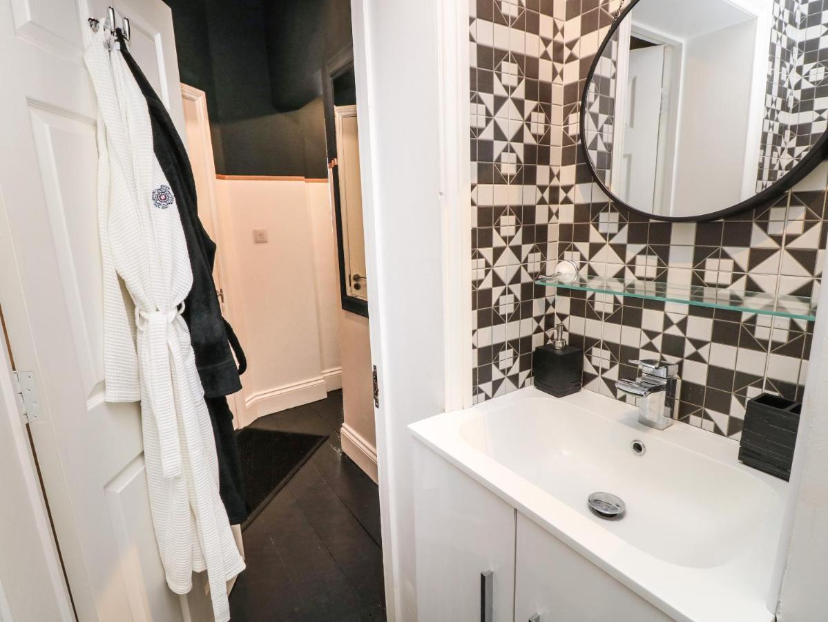 No 5 Cliffview Apartman Ventnor Kültér fotó